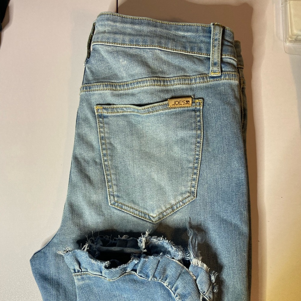 Fringe Ankle Joe’s Jeans - cropped